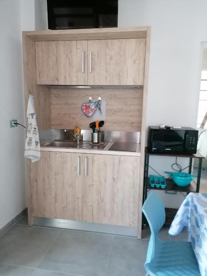 New Agriloft 1 Nursery, Giardino, Clima E Wi-Fi A 50 Mt Dal Mare Бордихера Екстериор снимка